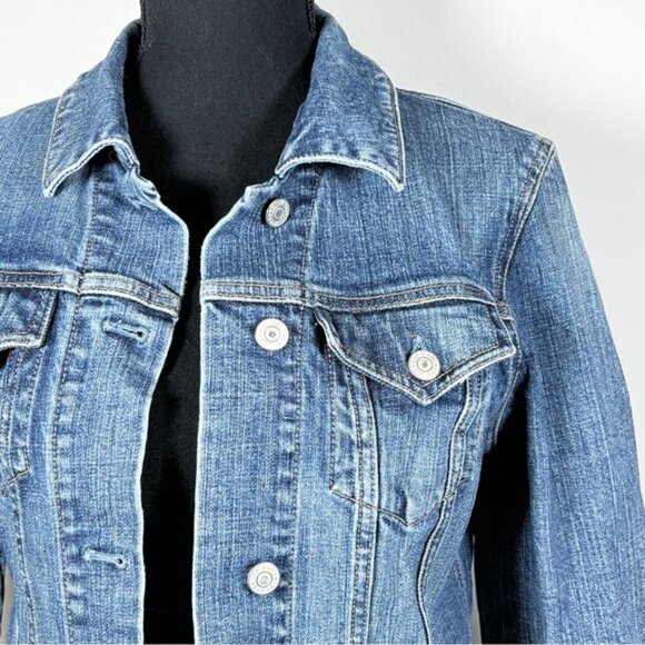 Vintage GAP Blue Denim Classic Jacket - Picture 4 of 9